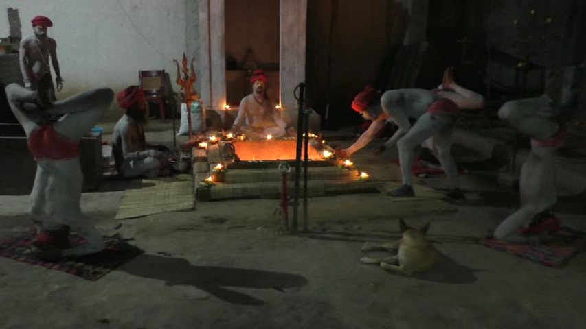  யாகம் செய்யும் அகோரிகள்