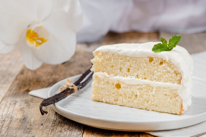 பேக்கரி உணவுகள், கேக் : பேக்கரி உணவுகள் மற்றும் கேக் கார்போஹைட்ரேட் நிறைந்த உணவுகள். இது கொழுப்பை அதிகரித்து சிக்கென்ற இளமை அழகை மெல்ல மெல்ல குறைத்துவிடும். பேக்கரி உணவுகள், கேக் : பேக்கரி உணவுகள் மற்றும் கேக் கார்போஹைட்ரேட் நிறைந்த உணவுகள். இது கொழுப்பை அதிகரித்து சிக்கென்ற இளமை அழகை மெல்ல மெல்ல குறைத்துவிடும்.