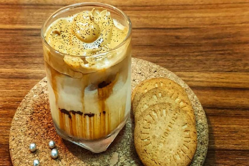 அதேபோல் 400 மில்லிகிராம் என அது அதிகரித்தால் 10 கேன் கொக்ககோலா, ஸ்பிரைட் , சோடா என குடித்ததற்கு சமம் என்கின்றனர். எனவே இனியாவது அதன் வீரியத்தை புரிந்துகொள்வது அவசியம். அதேபோல் 400 மில்லிகிராம் என அது அதிகரித்தால் 10 கேன் கொக்ககோலா, ஸ்பிரைட் , சோடா என குடித்ததற்கு சமம் என்கின்றனர். எனவே இனியாவது அதன் வீரியத்தை புரிந்துகொள்வது அவசியம்.