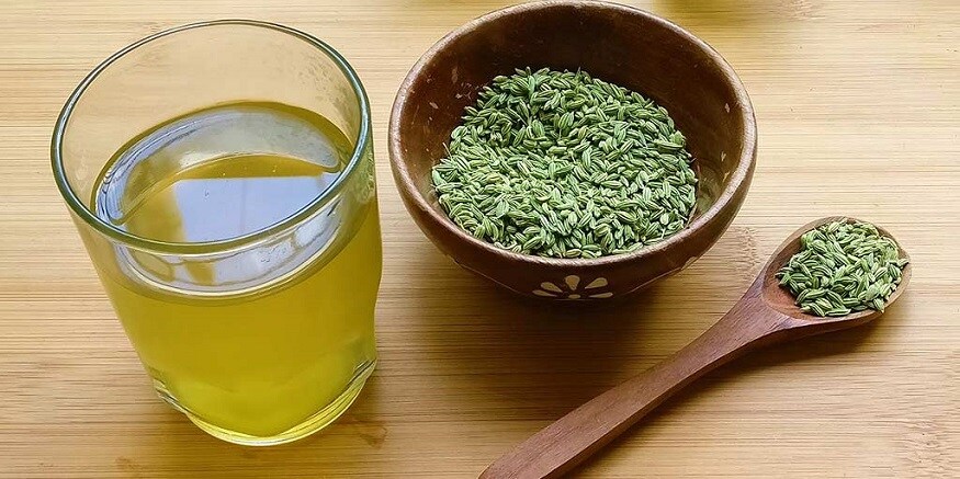 சோம்பு : செரிமாணமின்மை , நெஞ்சு எரிச்சலை தவிர்க்க ஒரு ஸ்பூன் சோம்பை மென்று விழுங்கினால் குறையும். சோம்பு : செரிமாணமின்மை , நெஞ்சு எரிச்சலை தவிர்க்க ஒரு ஸ்பூன் சோம்பை மென்று விழுங்கினால் குறையும்.