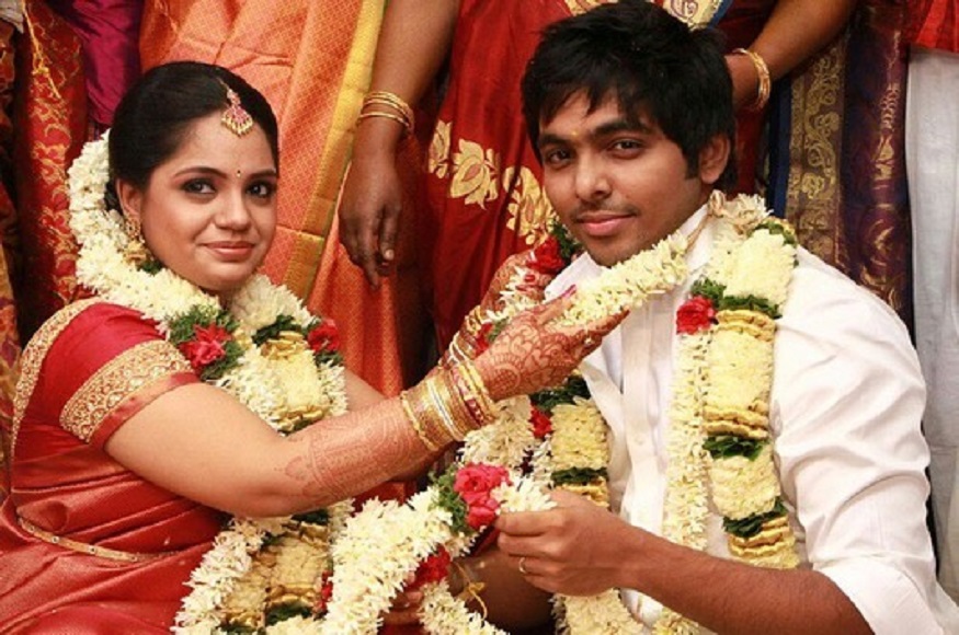 ஜி.வி.பிரகாஷ் - சைந்தவி இருவருக்கும் கடந்த 2013-ம் ஆண்டு திருமணம் நடைபெற்றது. ஜி.வி.பிரகாஷ் - சைந்தவி இருவருக்கும் கடந்த 2013-ம் ஆண்டு திருமணம் நடைபெற்றது.