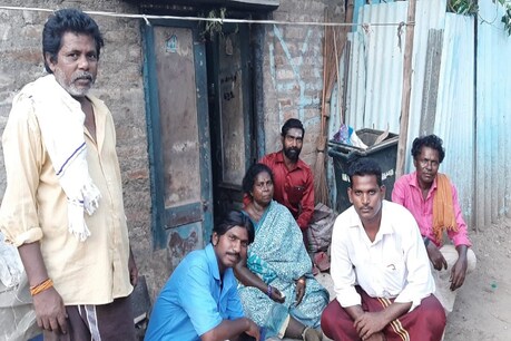 சீன அதிபர் தமிழகம் வந்தபோது வரவேற்ற நாட்டுப்புற கலைஞர்கள்.... இப்போது என்ன செய்கிறார்கள்? சீன அதிபர் தமிழகம் வந்தபோது வரவேற்ற நாட்டுப்புற கலைஞர்கள்.... இப்போது என்ன செய்கிறார்கள்?
