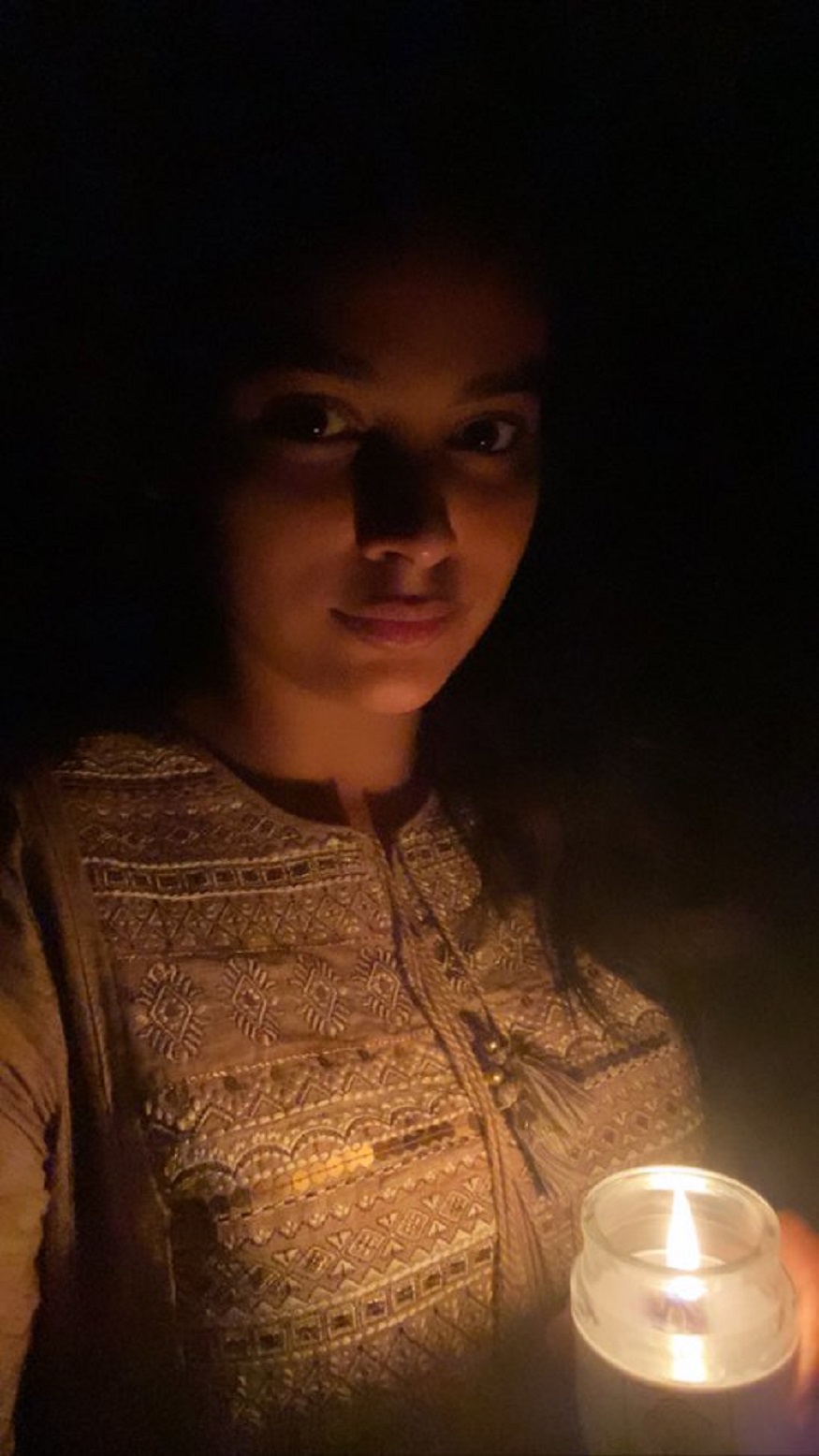  நடிகை நந்திதா.