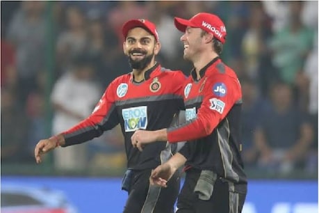 விட்டு விலகுவதும் இல்லை; கைவிடுவதும் இல்லை... கேரியர் முடியும் வரை RCB அணிக்கே எனது ஆட்டம் - கோலி உருக்கம் விட்டு விலகுவதும் இல்லை; கைவிடுவதும் இல்லை... கேரியர் முடியும் வரை RCB அணிக்கே எனது ஆட்டம் - கோலி உருக்கம்
