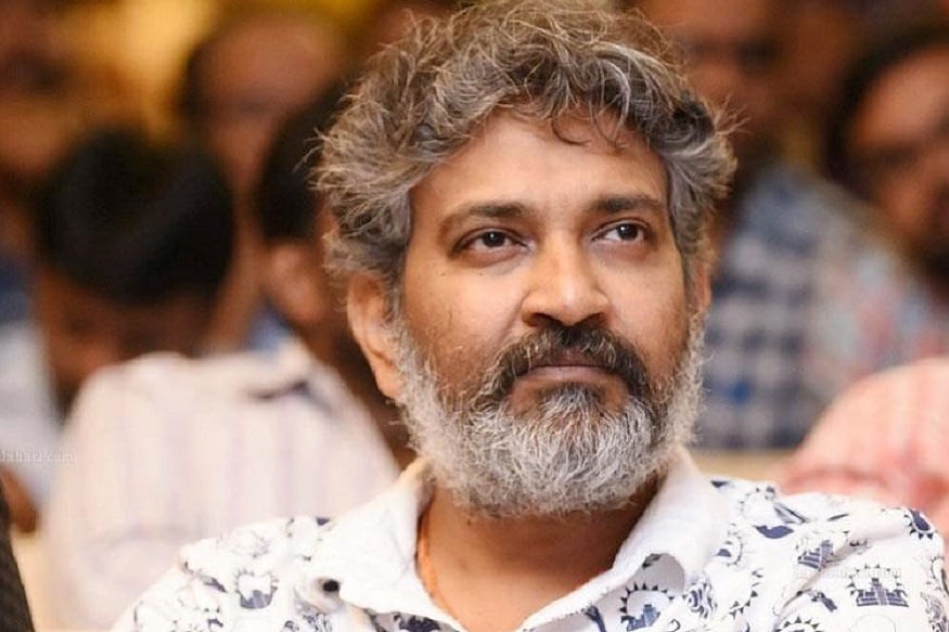 தனக்கும், தன்னுடைய குடும்பத்தினருக்கும் கொரோனா பாதிப்பு உறுதி செய்யப்பட்டுள்ளதாக பிரபல தெலுங்கு பட இயக்குநர் எஸ்.எஸ்.ராஜமௌலி தெரிவித்துள்ளார். தனக்கும், தன்னுடைய குடும்பத்தினருக்கும் கொரோனா பாதிப்பு உறுதி செய்யப்பட்டுள்ளதாக பிரபல தெலுங்கு பட இயக்குநர் எஸ்.எஸ்.ராஜமௌலி தெரிவித்துள்ளார்.