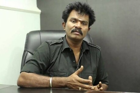 அருவா பட ஊதியத்தில் 25% விட்டுக்கொடுக்கிறேன்... இயக்குனர் ஹரி அறிவிப்பு! அருவா பட ஊதியத்தில் 25% விட்டுக்கொடுக்கிறேன்... இயக்குனர் ஹரி அறிவிப்பு!