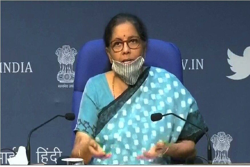 மத்திய அரசு ஒதுக்கிய 20 லட்சம் கோடி ரூபாயில் செயல்படுத்தப்படும் திட்டங்கள் குறித்த மேலும் 9 அறிவிப்புகளை மத்திய நிதியமைச்சர் நிர்மலா சீதாராமன் வெளியிட்டார். மத்திய அரசு ஒதுக்கிய 20 லட்சம் கோடி ரூபாயில் செயல்படுத்தப்படும் திட்டங்கள் குறித்த மேலும் 9 அறிவிப்புகளை மத்திய நிதியமைச்சர் நிர்மலா சீதாராமன் வெளியிட்டார்.