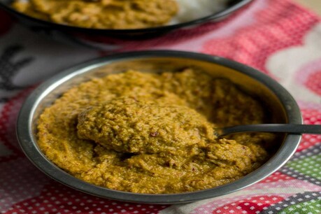அரைக்காமல் வதக்காமல் இன்ஸ்டண்ட் சட்னி எப்படி செய்யலாம்..? அரைக்காமல் வதக்காமல் இன்ஸ்டண்ட் சட்னி எப்படி செய்யலாம்..?