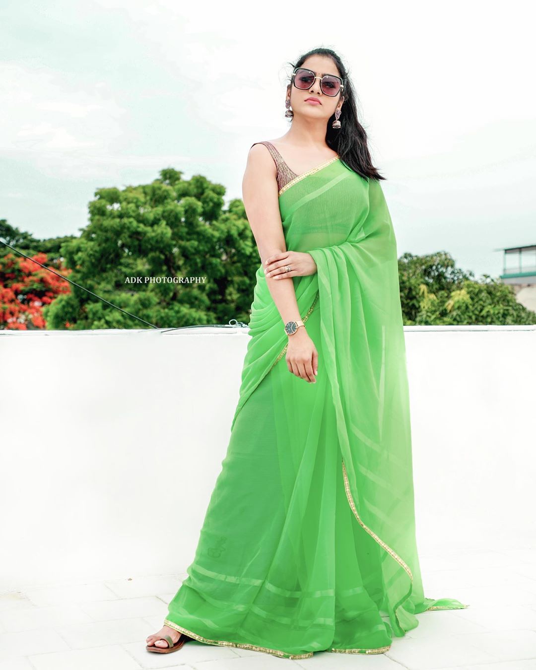 ஜூன் 30 ஊரடங்கிற்கு பின்பு பாண்டியன் ஸ்டோர்ஸ் சிரியலின் புதிய எபிசோட் விரைவில் ஒளிபரப்பாக உள்ளது. ஜூன் 30 ஊரடங்கிற்கு பின்பு பாண்டியன் ஸ்டோர்ஸ் சிரியலின் புதிய எபிசோட் விரைவில் ஒளிபரப்பாக உள்ளது.