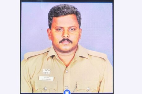 பால் விற்பனையாளர்களுக்கு ஃபேஸ்புக்கில் மிரட்டல் விடுத்த நாகை போலீஸ்காரர்... பால் விற்பனையாளர்களுக்கு ஃபேஸ்புக்கில் மிரட்டல் விடுத்த நாகை போலீஸ்காரர்...