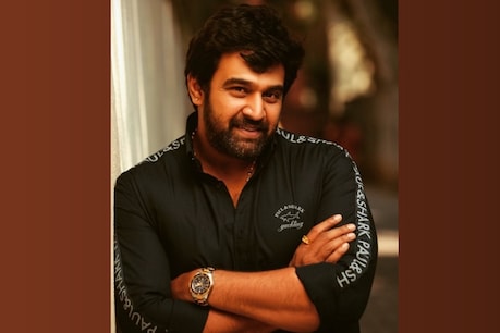மரணமடைந்த கன்னட நடிகர் சிரஞ்சீவி சார்ஜா மாஸ்டர் பட பாடலுக்கு செய்த டிக்டாக் வீடியோ மரணமடைந்த கன்னட நடிகர் சிரஞ்சீவி சார்ஜா மாஸ்டர் பட பாடலுக்கு செய்த டிக்டாக் வீடியோ