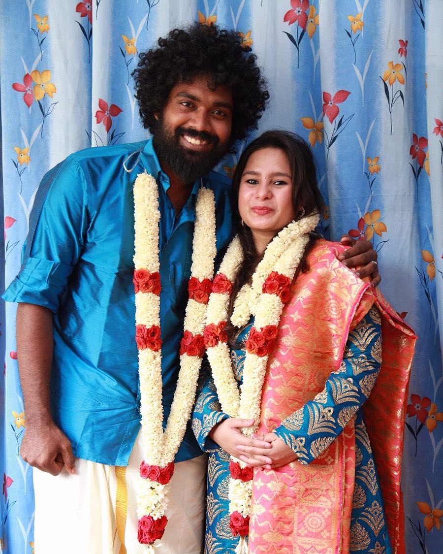 பிக்பாஸ் நிகழ்ச்சியில் கலந்து கொண்ட போதே தன் காதலி டெனிஷாவை வெளி உலகுக்கு அறிமுகப்படுத்திய டேனியல், நிகழ்ச்சியிலிருந்து வெளியேறியதும் கடந்த 2018-ம் ஆண்டு டெனிஷாவை மணமுடித்தார். பிக்பாஸ் நிகழ்ச்சியில் கலந்து கொண்ட போதே தன் காதலி டெனிஷாவை வெளி உலகுக்கு அறிமுகப்படுத்திய டேனியல், நிகழ்ச்சியிலிருந்து வெளியேறியதும் கடந்த 2018-ம் ஆண்டு டெனிஷாவை மணமுடித்தார்.