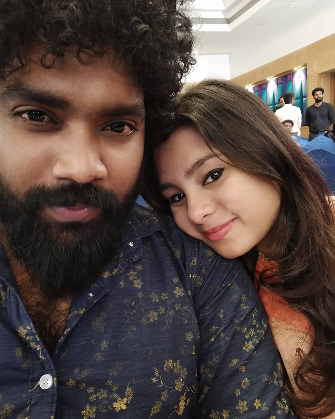 குழந்தை பிறந்தது குறித்து தனது சமூகவலைதள பக்கத்தில் கருத்து பதிவிட்டிருக்கும் டேனியல், மிக அருமையான பரிசாக நாங்கள் ஆண் குழந்தையுடன் ஆசிர்வதிக்கப்பட்டுள்ளோம்” என்று தெரிவித்துள்ளார். குழந்தை பிறந்தது குறித்து தனது சமூகவலைதள பக்கத்தில் கருத்து பதிவிட்டிருக்கும் டேனியல், மிக அருமையான பரிசாக நாங்கள் ஆண் குழந்தையுடன் ஆசிர்வதிக்கப்பட்டுள்ளோம்” என்று தெரிவித்துள்ளார்.