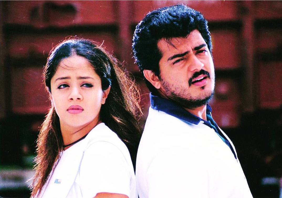 பூவெல்லாம் உன் வாசம் - 2001ல் வெளிவந்த திரைப்படம். எழில் இயக்கிய இந்தத் திரைப்படத்திற்கு வித்யாசாகர் இசையமைத்துள்ளார். பூவெல்லாம் உன் வாசம் - 2001ல் வெளிவந்த திரைப்படம். எழில் இயக்கிய இந்தத் திரைப்படத்திற்கு வித்யாசாகர் இசையமைத்துள்ளார்.
