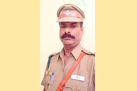 கடன் தொல்லை காரணமாக சிறப்பு உதவி ஆய்வாளர் தற்கொலை கடன் தொல்லை காரணமாக சிறப்பு உதவி ஆய்வாளர் தற்கொலை