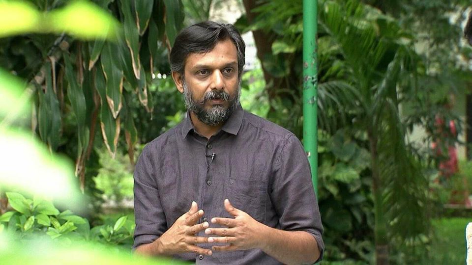 இந்நிலையில், மே 17 இயக்க ஒருங்கிணைப்பாளர் திருமுருகன்காந்தி கடந்த சில நாட்களாக உடல் நலம் பாதிக்கப்பட்டிருந்தார். இதனைத் தொடர்ந்து மேற்கொள்ளப்பட்ட பரிசோதனையில் அவருக்கு தொற்று இருப்பது உறுதி செய்யப்பட்டுள்ளது. இந்நிலையில், மே 17 இயக்க ஒருங்கிணைப்பாளர் திருமுருகன்காந்தி கடந்த சில நாட்களாக உடல் நலம் பாதிக்கப்பட்டிருந்தார். இதனைத் தொடர்ந்து மேற்கொள்ளப்பட்ட பரிசோதனையில் அவருக்கு தொற்று இருப்பது உறுதி செய்யப்பட்டுள்ளது.