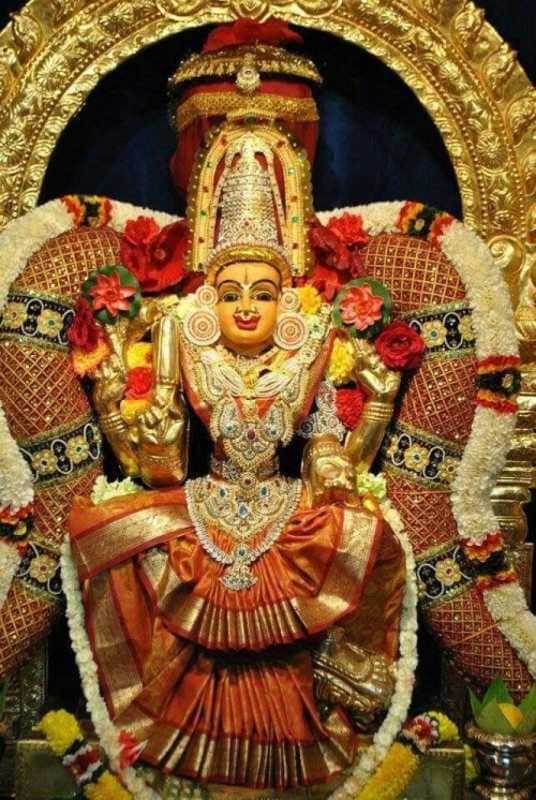 திருப்பூட் கோட்டீஸ்வரி மாரியம்மனை வணங்கினால் பூவாக்கு கேட்டு நினைத்த காரியத்தை நடத்திக்கொள்ளலாம். திருப்பூட் கோட்டீஸ்வரி மாரியம்மனை வணங்கினால் பூவாக்கு கேட்டு நினைத்த காரியத்தை நடத்திக்கொள்ளலாம்.