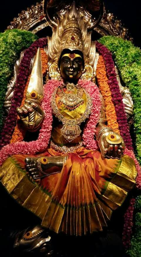 ஜாதகத்தில் பாவக்கிரகப் பார்வையினால் சுக்கிரன் பலன் இழந்திருந்தால் இந்த வெள்ளியில் விரதம் இருந்து வழிபட தொல்லைகள் நீங்கும். நன்மைகள் கிடைக்கும். ஜாதகத்தில் பாவக்கிரகப் பார்வையினால் சுக்கிரன் பலன் இழந்திருந்தால் இந்த வெள்ளியில் விரதம் இருந்து வழிபட தொல்லைகள் நீங்கும். நன்மைகள் கிடைக்கும்.