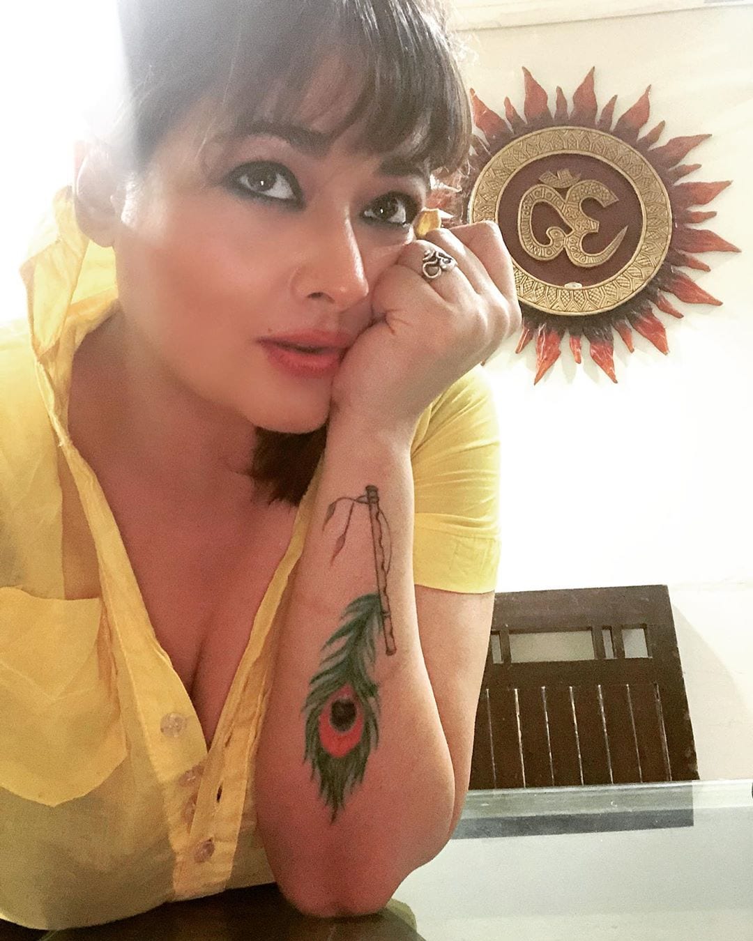 ஜெமினி படத்தை அடுத்து அஜித்துடன் வில்லன், கமல்ஹாசனுடன் அன்பே சிவம் உள்ளிட்ட பல தமிழ் படங்களில் நடித்தார். ஜெமினி படத்தை அடுத்து அஜித்துடன் வில்லன், கமல்ஹாசனுடன் அன்பே சிவம் உள்ளிட்ட பல தமிழ் படங்களில் நடித்தார்.