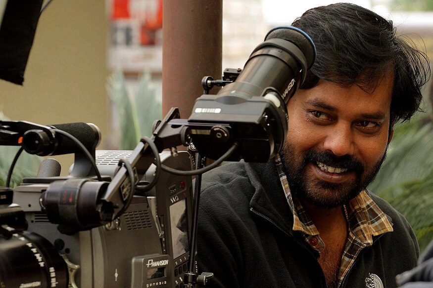 தமிழ் சினிமாவில் வாரிசு அரசியல் இருக்கிறதா என்று தனது ட்விட்டர் பக்கத்தில் பதிவிட்டிருக்கும் ஒளிப்பதிவாளர் நட்ராஜ், “தமிழ் சினிமால நெபோட்டிசம் இருக்கா இல்லையான்னு தெரியல.. ஆனா குரூபிசம் இருக்கு... யாருக்கு என்ன கிடைக்கணுங்கிறத யாரோ நிர்ணயிக்கறாங்க... யாருங்க நீங்க?” என்று கூறி பரபரப்பை பற்ற வைத்தார். தமிழ் சினிமாவில் வாரிசு அரசியல் இருக்கிறதா என்று தனது ட்விட்டர் பக்கத்தில் பதிவிட்டிருக்கும் ஒளிப்பதிவாளர் நட்ராஜ், “தமிழ் சினிமால நெபோட்டிசம் இருக்கா இல்லையான்னு தெரியல.. ஆனா குரூபிசம் இருக்கு... யாருக்கு என்ன கிடைக்கணுங்கிறத யாரோ நிர்ணயிக்கறாங்க... யாருங்க நீங்க?” என்று கூறி பரபரப்பை பற்ற வைத்தார்.