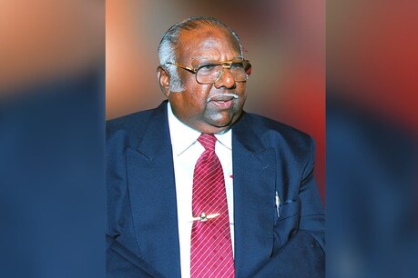 உச்சநீதிமன்ற முன்னாள் நீதிபதி ஏ.ஆர். லட்சுமணன் காலமானார் உச்சநீதிமன்ற முன்னாள் நீதிபதி ஏ.ஆர். லட்சுமணன் காலமானார்