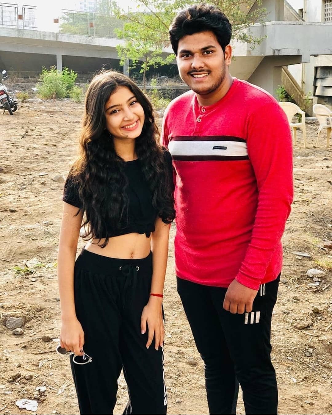 தற்போது சாரா மணிரத்னத்தின் வரலாற்று படமான பொன்னியின் செல்வன் திரைப்படத்தில் முக்கிய கதாபாத்திரத்தில் நடிக்க இருப்பதாக கூறப்படுகிறது. ஆனால் படக்குழு இதுகுறித்து எந்த ஒரு அதிகாரப்பூர்வ அறிவிப்பையும் வெளியிடவில்லை. தற்போது சாரா மணிரத்னத்தின் வரலாற்று படமான பொன்னியின் செல்வன் திரைப்படத்தில் முக்கிய கதாபாத்திரத்தில் நடிக்க இருப்பதாக கூறப்படுகிறது. ஆனால் படக்குழு இதுகுறித்து எந்த ஒரு அதிகாரப்பூர்வ அறிவிப்பையும் வெளியிடவில்லை.