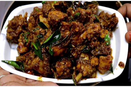 செட்டிநாடு ஸ்டைல் பெப்பர் சிக்கன்: சண்டே லாக்டவுனில் ட்ரெண்டாகும் ரெசிப்பி.. செட்டிநாடு ஸ்டைல் பெப்பர் சிக்கன்: சண்டே லாக்டவுனில் ட்ரெண்டாகும் ரெசிப்பி..