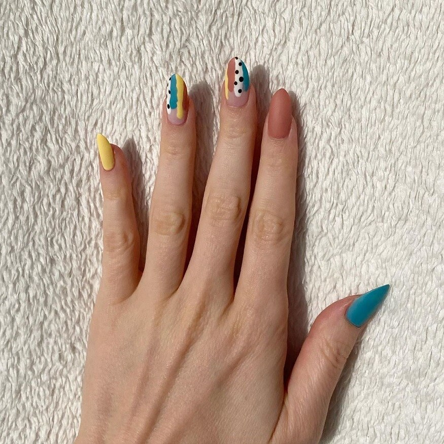 #LockdownTrending | லாக்டவுனில் ட்ரெண்டிங்கில் வானவில் வண்ணங்களில்