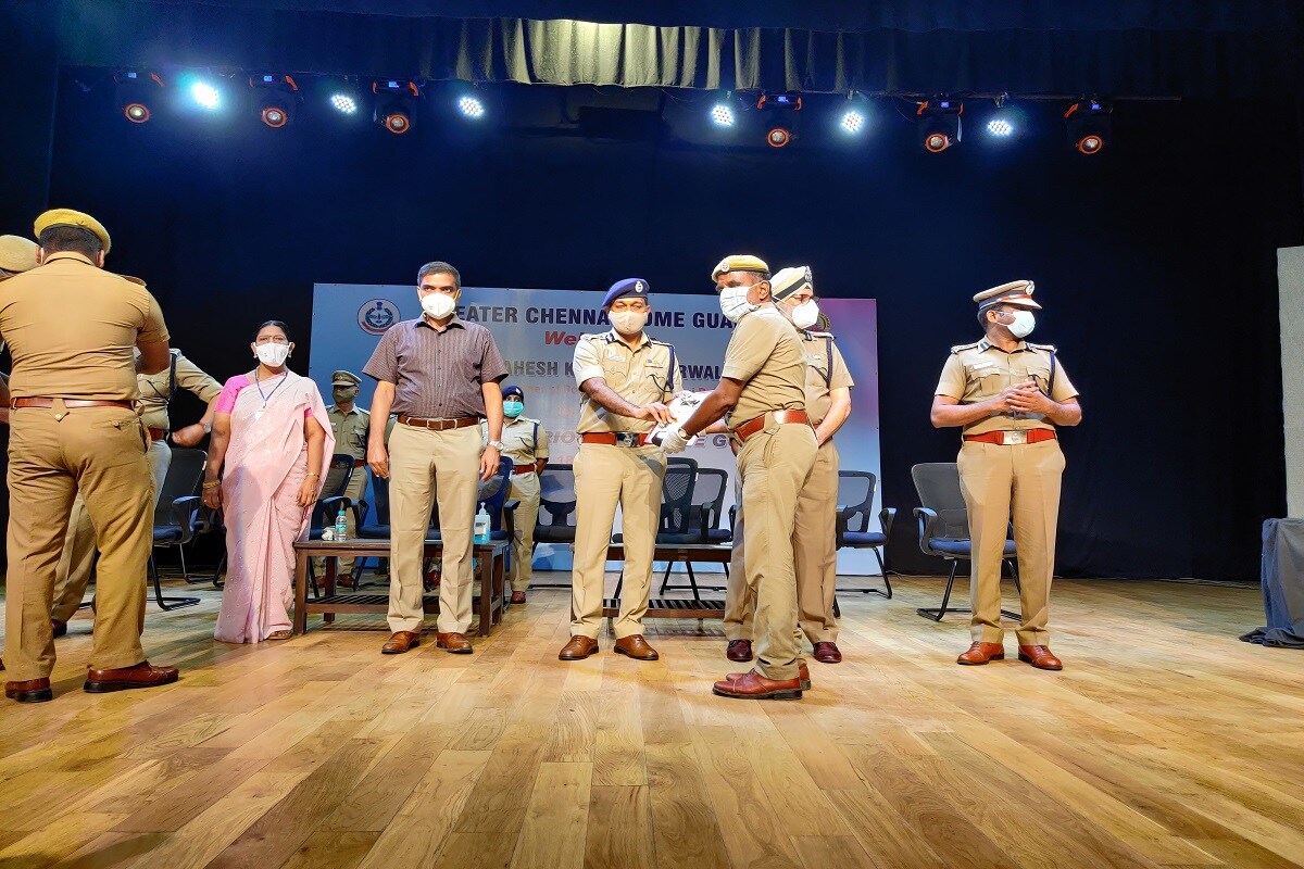 ஊர்காவல்படையினருக்கு அங்கீகாரம்