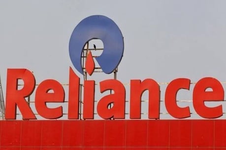 GIC-Reliance Retail deal: ரிலையன்ஸ் ரீடெய்ல் நிறுவனத்தில் சிங்கப்பூர் நிறுவனம் ரூ. 5,512.5 கோடி முதலீடு GIC-Reliance Retail deal: ரிலையன்ஸ் ரீடெய்ல் நிறுவனத்தில் சிங்கப்பூர் நிறுவனம் ரூ. 5,512.5 கோடி முதலீடு