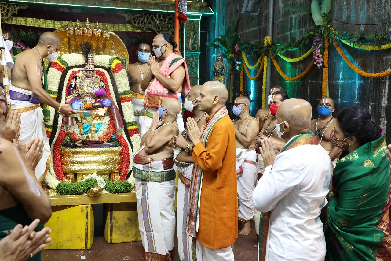  இரவு அன்ன வாகன சேவை நடைபெற்றது.