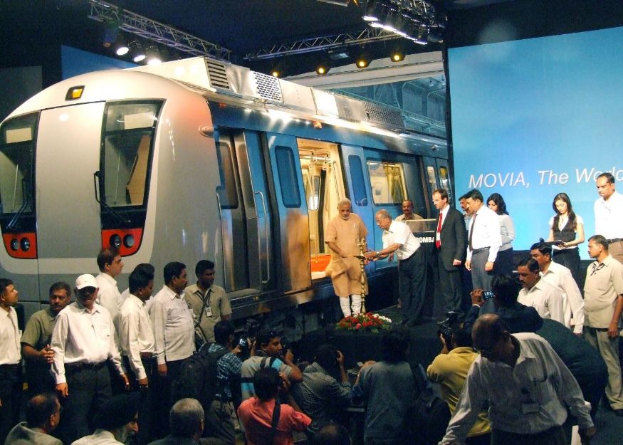  குஜராத்தில் மெட்ரோ திட்டத்தை தொடங்கிவைக்கும் மோடி