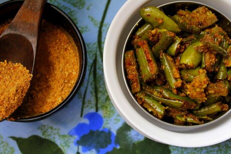 பொடி போட்ட பச்சை கத்தரிக்காய் பொரியல் : மதிய உணவுக்கு அருமையாக இருக்கும் பொடி போட்ட பச்சை கத்தரிக்காய் பொரியல் : மதிய உணவுக்கு அருமையாக இருக்கும்
