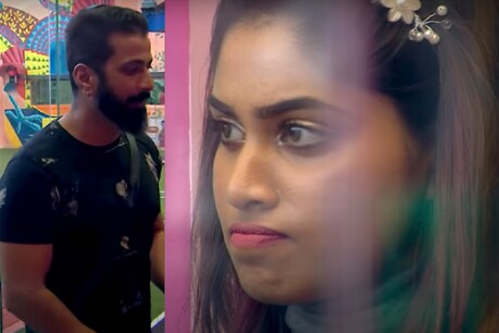 Bigg boss 4 Tamil | கண்ணாடி அறைக்குள் அடைக்கப்பட்ட ஷிவானி.. வருந்திய பாலாஜி.. Bigg boss 4 Tamil | கண்ணாடி அறைக்குள் அடைக்கப்பட்ட ஷிவானி.. வருந்திய பாலாஜி..