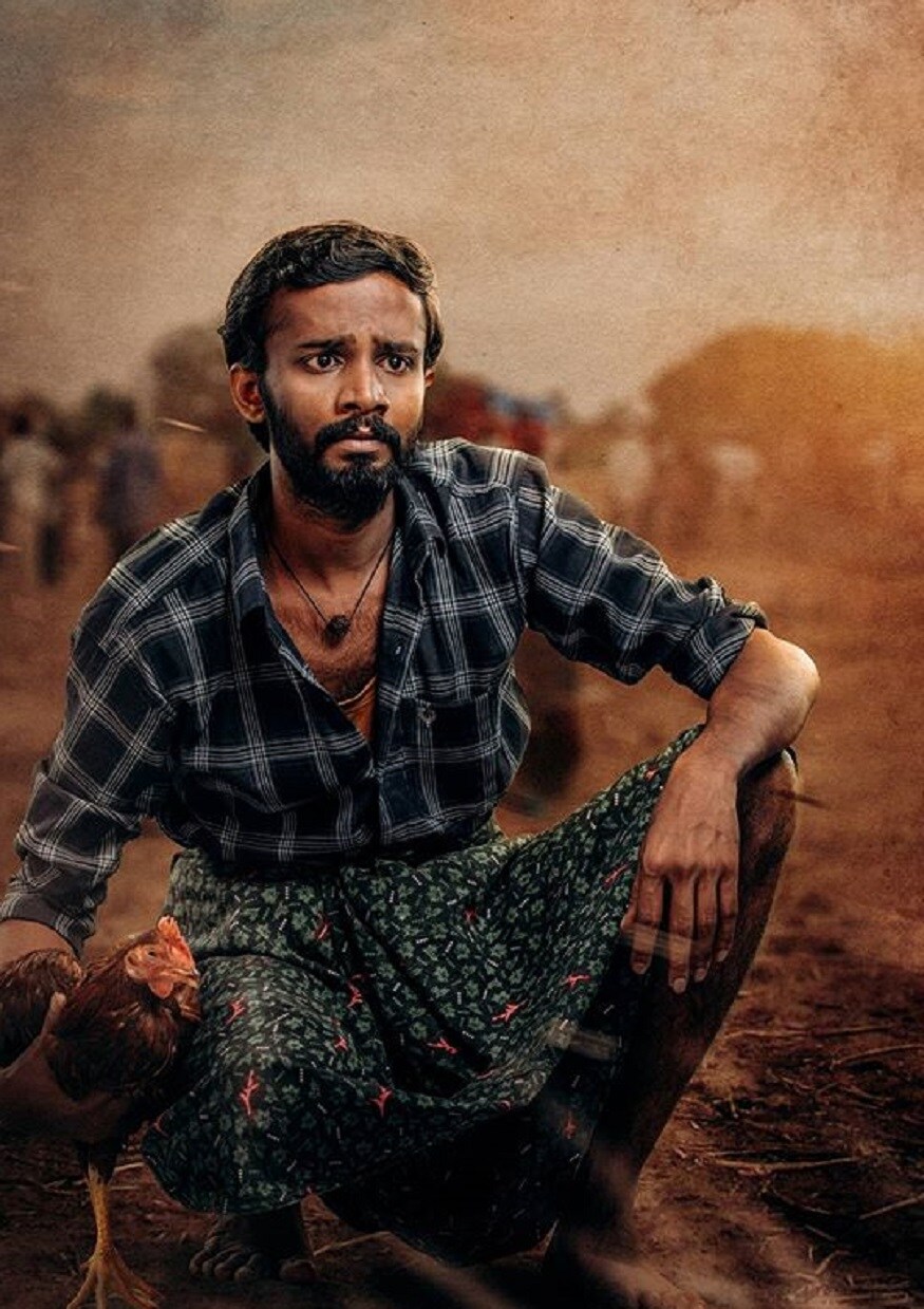 இந்நிலையில் தற்போது தனுஷின் கேரக்டர்களைப் போலவே தீனா தன்னை வைத்து போட்டோ ஷூட் செய்திருக்கிறார். இந்நிலையில் தற்போது தனுஷின் கேரக்டர்களைப் போலவே தீனா தன்னை வைத்து போட்டோ ஷூட் செய்திருக்கிறார்.
