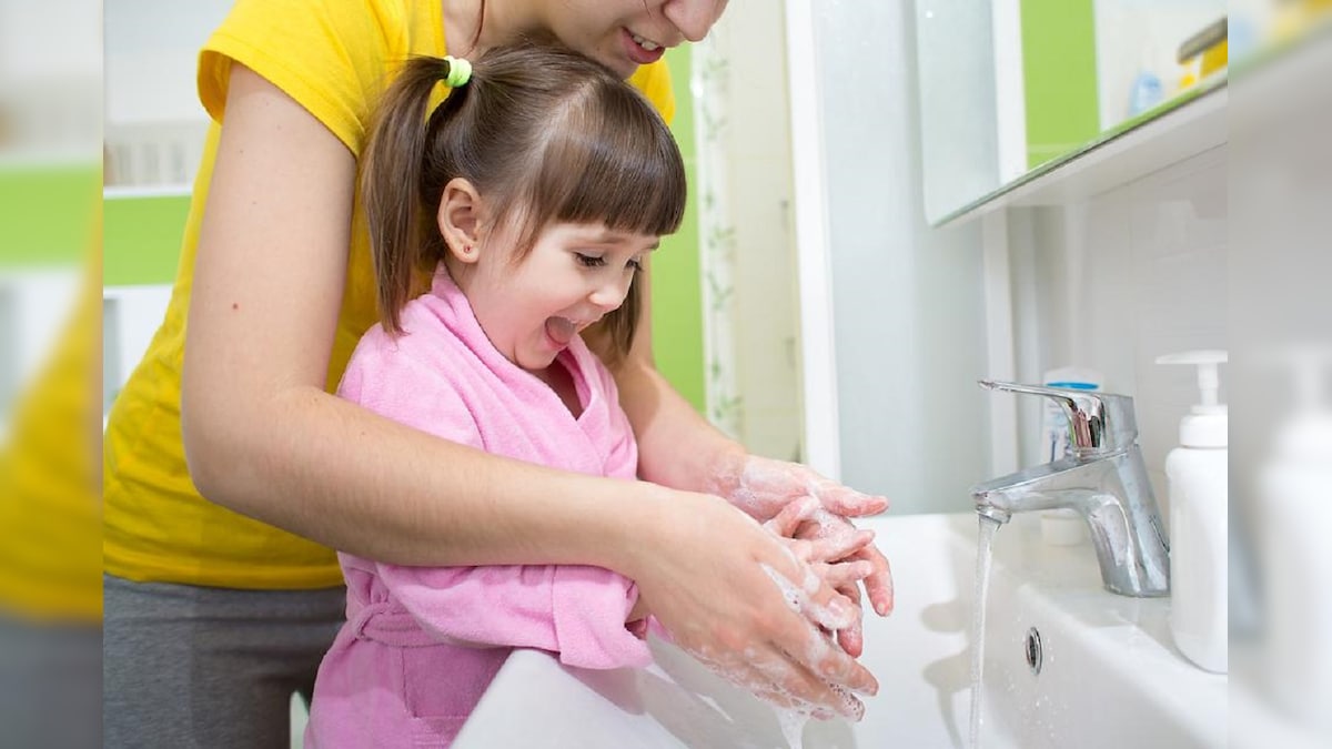 world hand wash day 2020 கைகளை அடிக்கடி சோப்பு போட்டு கழுவ அவசியம்