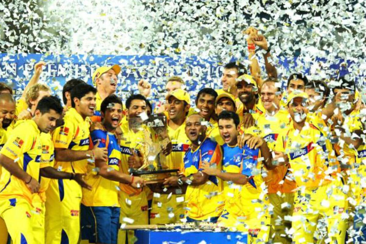 2010ம் ஆண்டு நடந்த ஐபிஎல் மும்பை இந்தியன்ஸ் அணிக்கு எதிரான இறுதிப் போட்டியில் சிஎஸ்கே அணி தனது முதல் வெற்றியை பதிவு செய்தது. போட்டியில் 169 ரன்கள் எடுத்தால் வெற்றி என்ற இலக்கை எதிர்கொண்ட மும்பை அணி 146-9 ரன்களை மட்டுமே எடுத்து தோல்வியை சந்தித்தது. 2010ம் ஆண்டு நடந்த ஐபிஎல் மும்பை இந்தியன்ஸ் அணிக்கு எதிரான இறுதிப் போட்டியில் சிஎஸ்கே அணி தனது முதல் வெற்றியை பதிவு செய்தது. போட்டியில் 169 ரன்கள் எடுத்தால் வெற்றி என்ற இலக்கை எதிர்கொண்ட மும்பை அணி 146-9 ரன்களை மட்டுமே எடுத்து தோல்வியை சந்தித்தது.