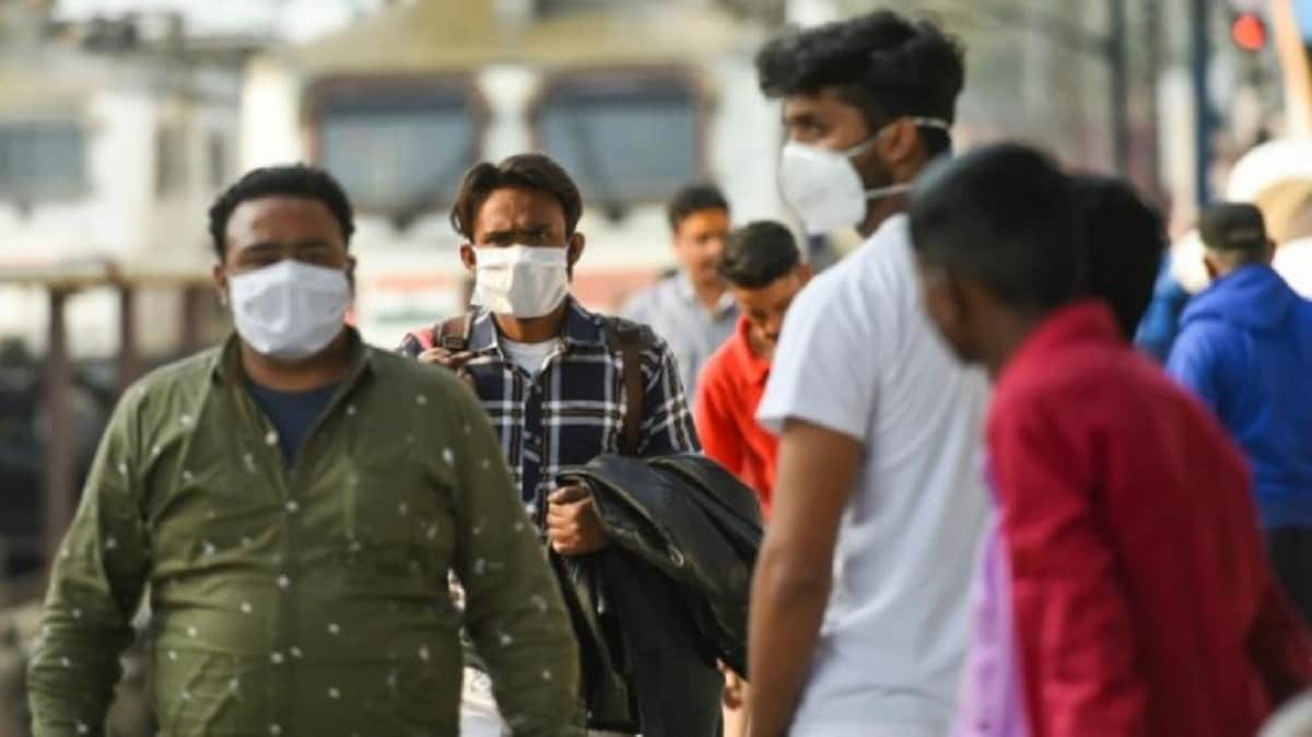 தமிழகத்தில் இன்று ஒரே நாளில் 1,624 பேருக்கு கொரோனா பாதிப்பு உறுதி செய்யப்பட்டுள்ளது. அதன்மூலம் மொத்த பாதிப்பு 7,71,619 ஆக அதிகரித்துள்ளது. தமிழகத்தில் இன்று ஒரே நாளில் 1,624 பேருக்கு கொரோனா பாதிப்பு உறுதி செய்யப்பட்டுள்ளது. அதன்மூலம் மொத்த பாதிப்பு 7,71,619 ஆக அதிகரித்துள்ளது.
