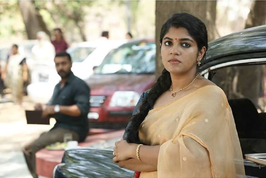 இந்த படத்தில் சூர்யாவின் கதாபாத்திரத்திற்கு நிகராக அபர்ணா பாலமுரளி நடித்த பொம்மி கதாபாத்திரமும் இருந்தது. அது ரசிகர்களை மிகவும் கவர்ந்திருந்தது. இந்த படத்தில் சூர்யாவின் கதாபாத்திரத்திற்கு நிகராக அபர்ணா பாலமுரளி நடித்த பொம்மி கதாபாத்திரமும் இருந்தது. அது ரசிகர்களை மிகவும் கவர்ந்திருந்தது.