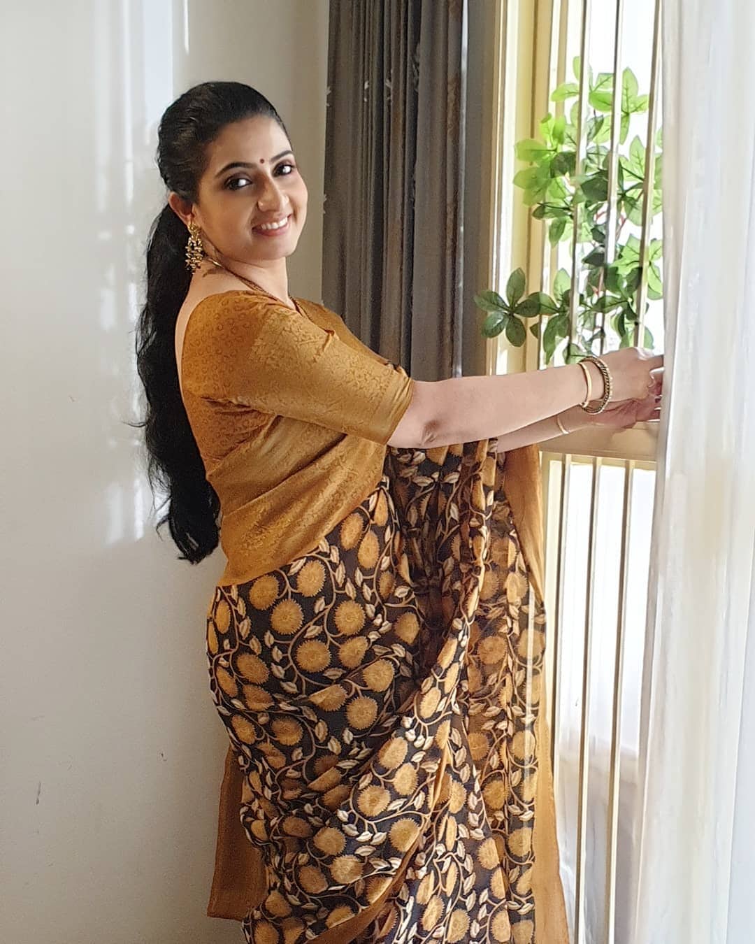 PHOTOS :INSTAGRAM @sujithadhanush