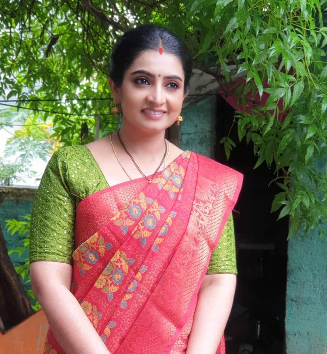 PHOTOS :INSTAGRAM @sujithadhanush