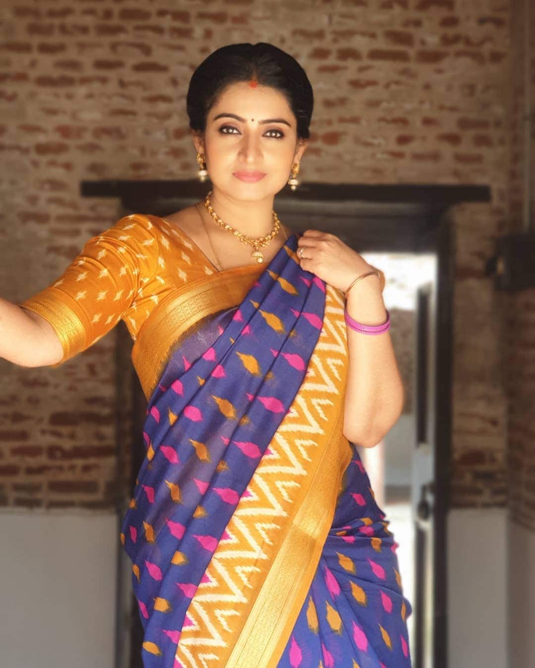 PHOTOS :INSTAGRAM @sujithadhanush