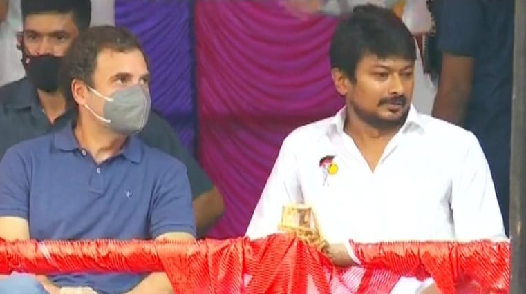 சிறப்பு விருந்தினராக, கலந்து கொண்ட காங்கிரஸ் எம்பி ராகுல்காந்தி, திமுக இளைஞரணி செயலாளர் உதயநிதி சிறப்பு விருந்தினராக, கலந்து கொண்ட காங்கிரஸ் எம்பி ராகுல்காந்தி, திமுக இளைஞரணி செயலாளர் உதயநிதி