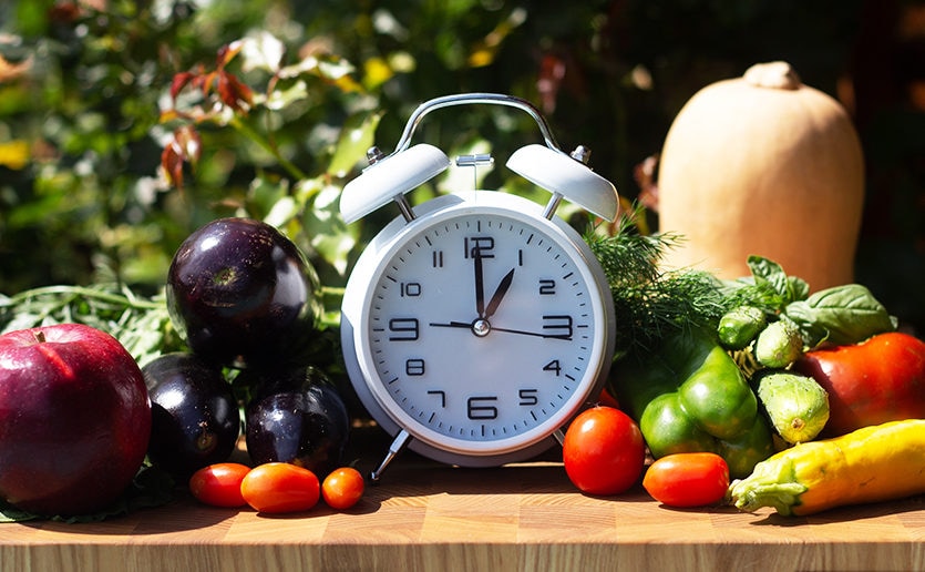 What is Intermittent Fasting? How it helps to reduce weight?
