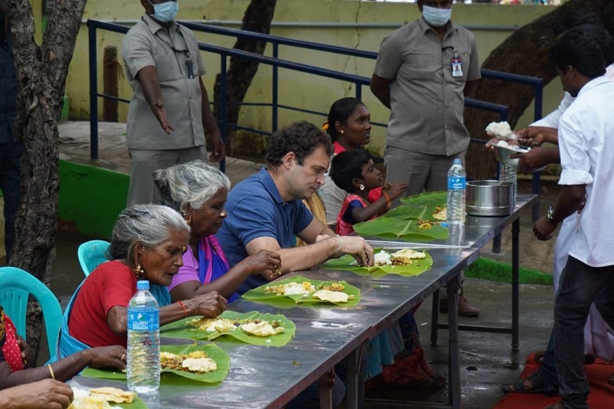 காங்கிரஸ் எம்.பி ராகுல் காந்தி அனைவருக்கும் இனிய பொங்கல் நல்வாழ்த்து ட்விட்டரில் கூறிய அதே கையோடு மதுரைக்கு இன்று வந்தார். காங்கிரஸ் எம்.பி ராகுல் காந்தி அனைவருக்கும் இனிய பொங்கல் நல்வாழ்த்து ட்விட்டரில் கூறிய அதே கையோடு மதுரைக்கு இன்று வந்தார்.
