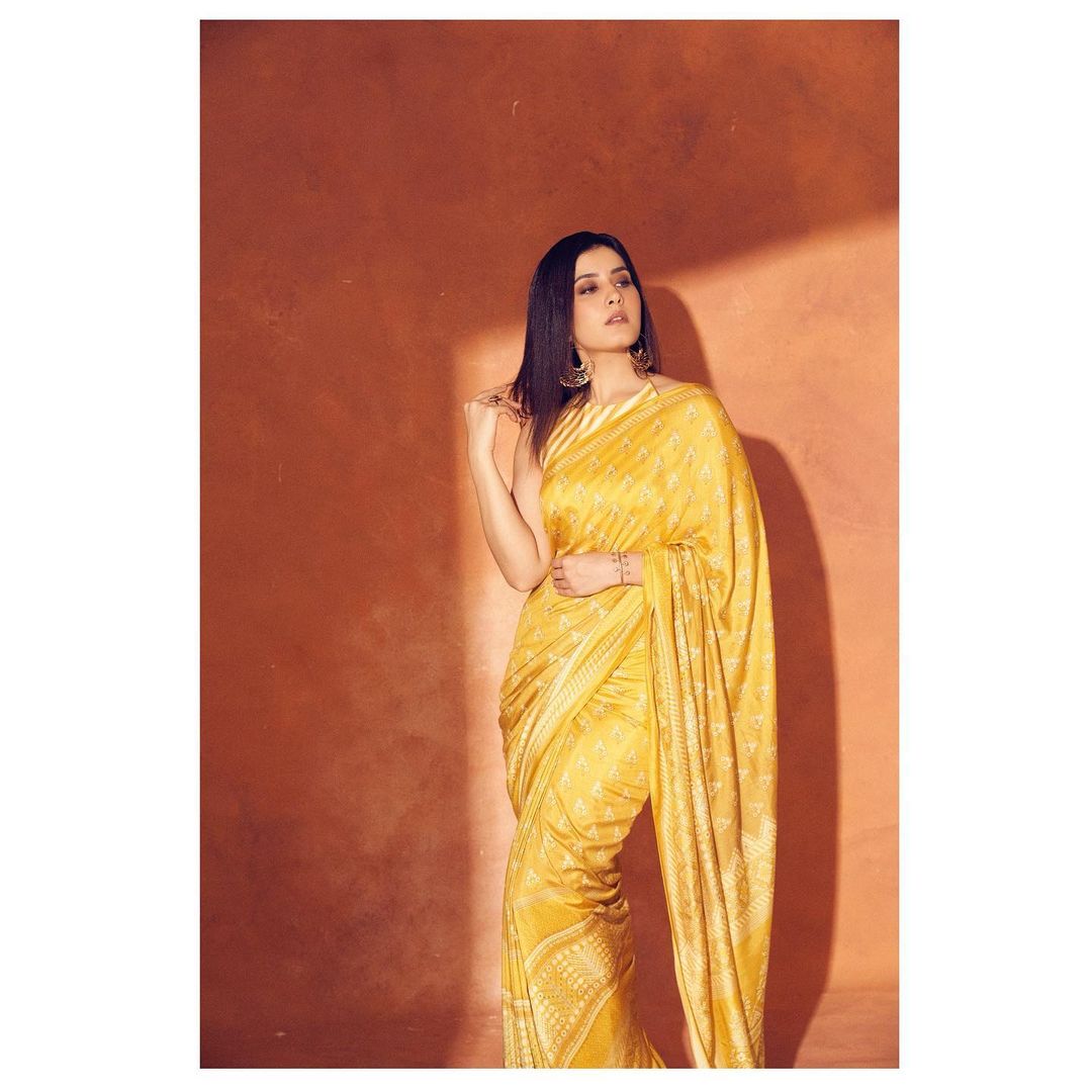  நடிகை ராஷி கன்னா ( Image : Instagram @raashiikhanna)