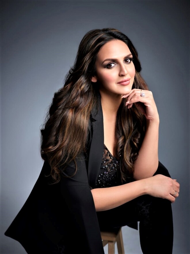 bollywood actress esha deol claims she is a diehard suriya fan