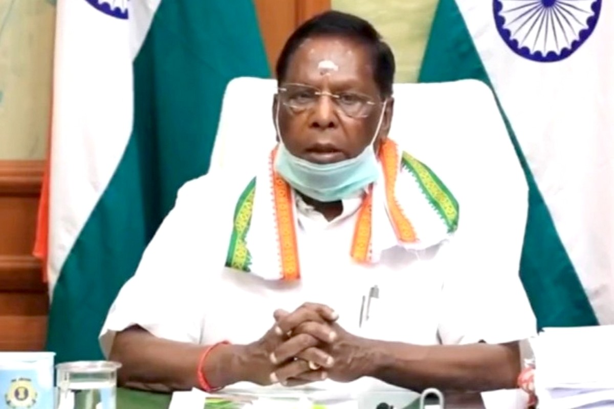 அரசியலில் இருந்து விலகுகிறேன் - அமித்ஷாவிற்கு சவால் விட்ட நாராயணசாமி