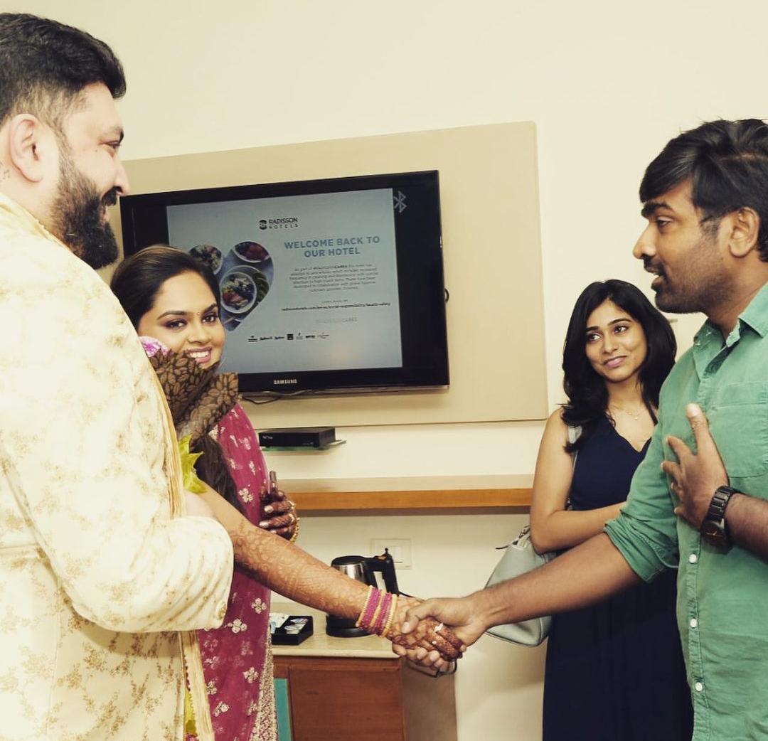 அதைத்தொடர்ந்து வல்லவனுக்கு புல்லும் ஆயுதம், காஷ்மோரா, ஹலோ நான் பேய் பேசுறேன் உள்ளிட்ட பல படங்களில் நடிகராகவும் இசையமைத்தும் வருகிறார். அதைத்தொடர்ந்து வல்லவனுக்கு புல்லும் ஆயுதம், காஷ்மோரா, ஹலோ நான் பேய் பேசுறேன் உள்ளிட்ட பல படங்களில் நடிகராகவும் இசையமைத்தும் வருகிறார்.