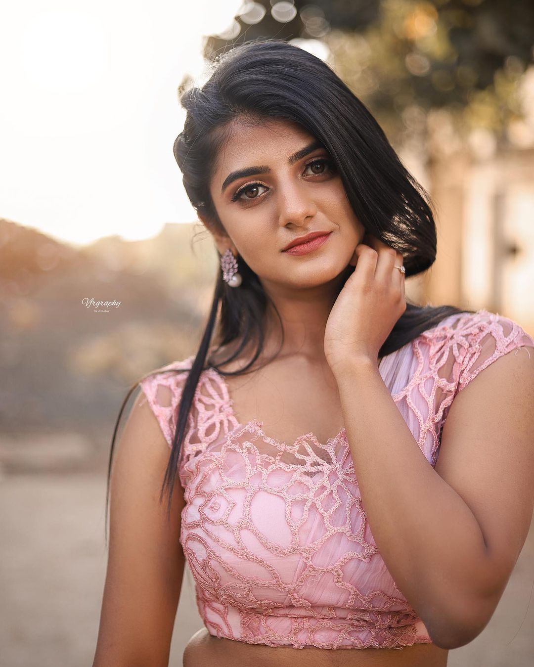 அதையடுத்து பல நிகழ்ச்சிகளில் கலந்துக்கொண்டுள்ளார்.மேலும் 3, என்றென்றும் புன்னகை, அப்பா, சென்னையில் ஒரு நாள் போன்ற திரைப்படங்களில் நடித்துள்ளார். அதையடுத்து பல நிகழ்ச்சிகளில் கலந்துக்கொண்டுள்ளார்.மேலும் 3, என்றென்றும் புன்னகை, அப்பா, சென்னையில் ஒரு நாள் போன்ற திரைப்படங்களில் நடித்துள்ளார்.